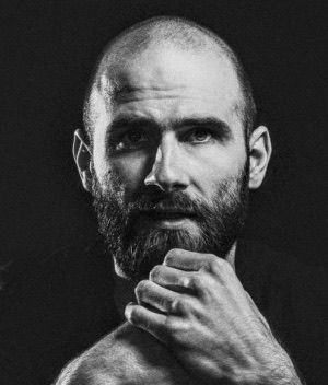 Janek Staszczyk - aktor Fundacji TuleTole